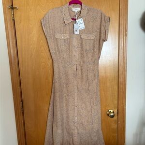 Light Tan/Grey Button-Front Shirt Dress